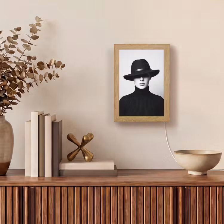 Vrouw - Schaduw - Zwart - Wit - Mysterieus Light Box met kabel (Tafellamp) klein -sfeer2