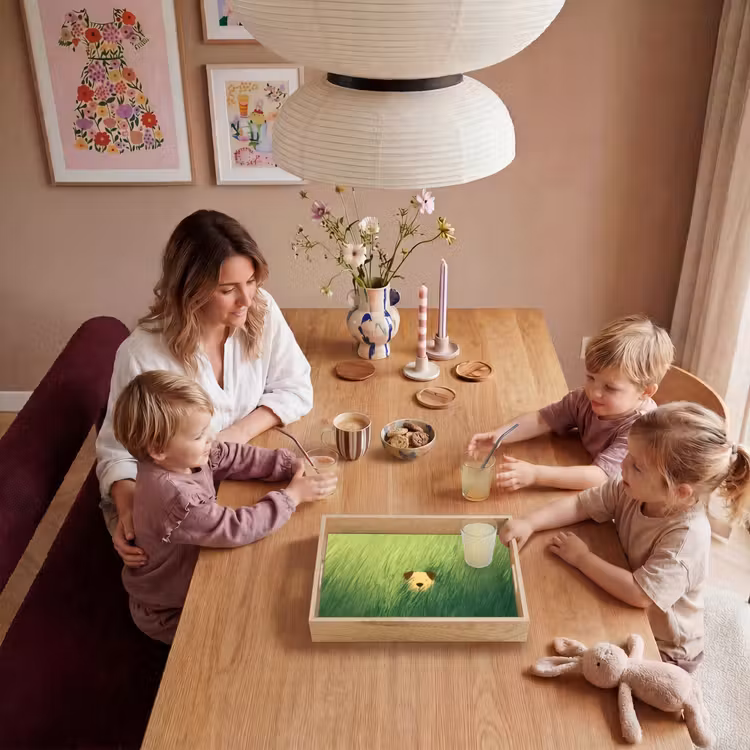 Hondje - Gras - Oren - Bruin Dienblad Rechthoek middel -sfeer4