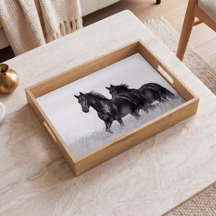 Paarden - Gras - Zwart - Wit Dienblad Rechthoek middel -sfeer1