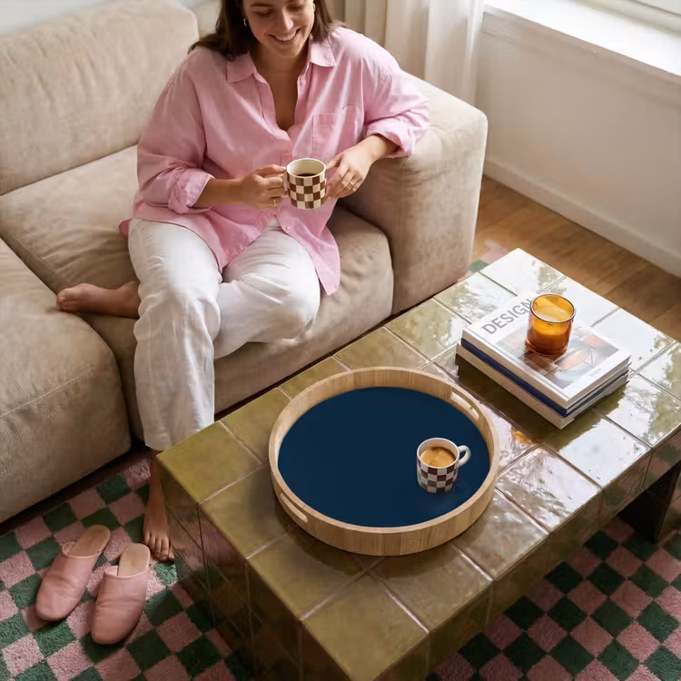 Midnight - Blue - Blauw Dienblad Rond middel 914 -sfeer3