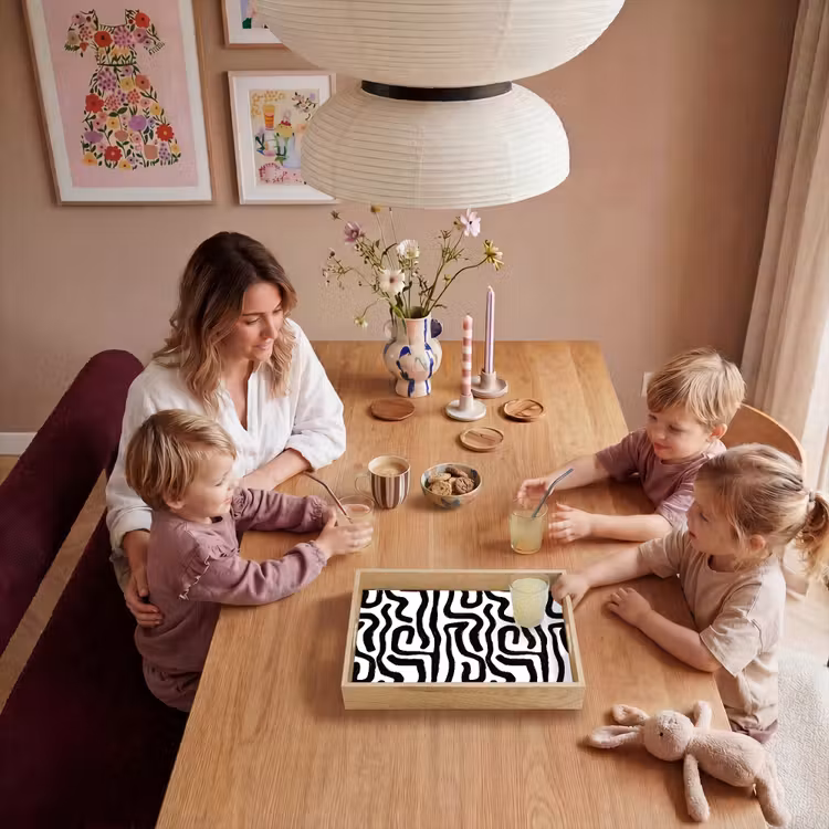 Modern - Lijnen - Zwart Dienblad Rechthoek middel 911 -sfeer4