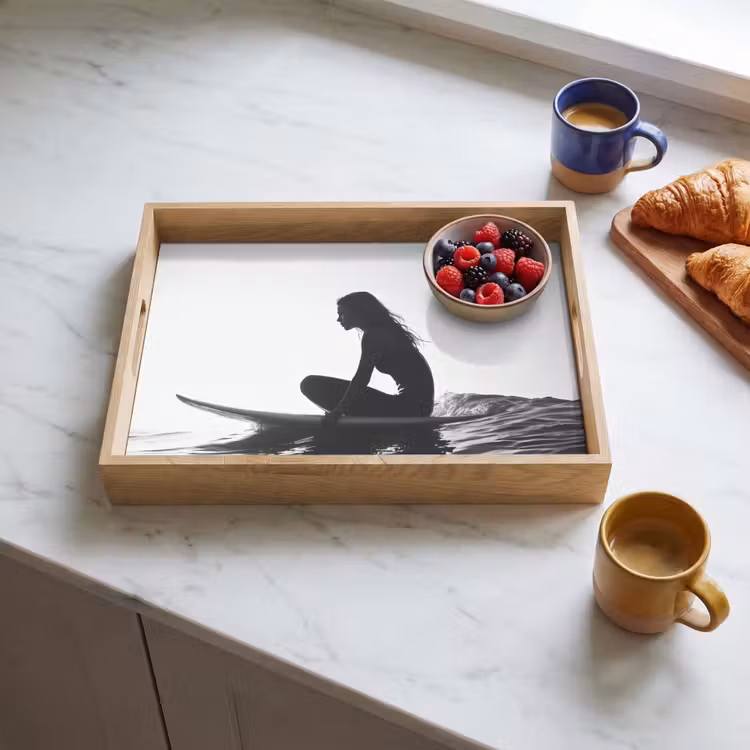 Silhouet - Vrouw - Surfplank - Water Dienblad Rechthoek middel -sfeer2