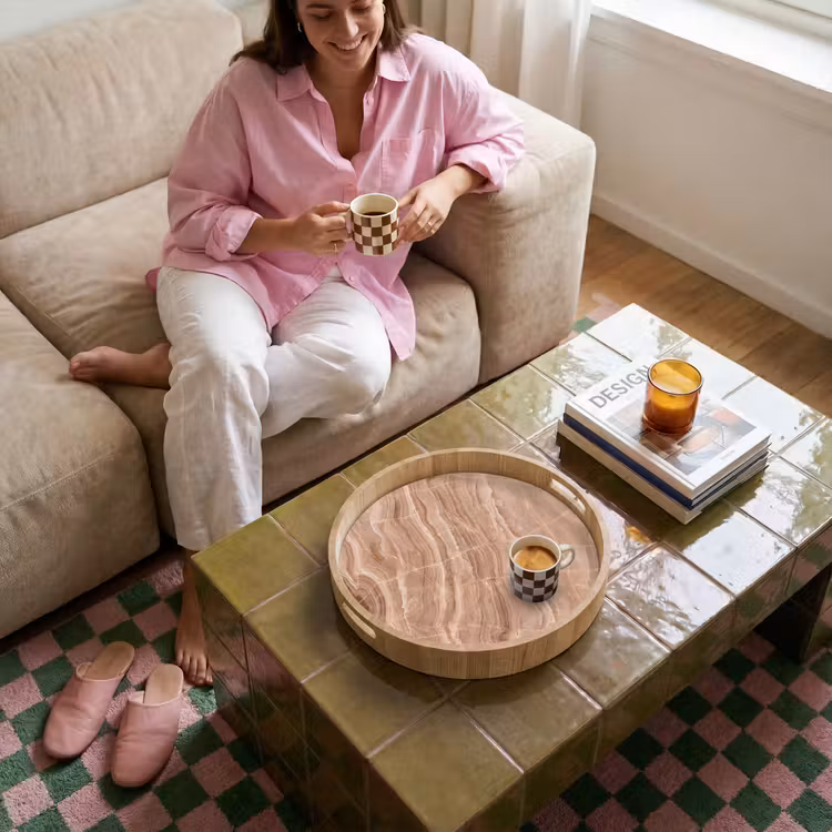 Textuur - Golvend - Abstract - Warm - Bruin Dienblad Rond middel -sfeer3