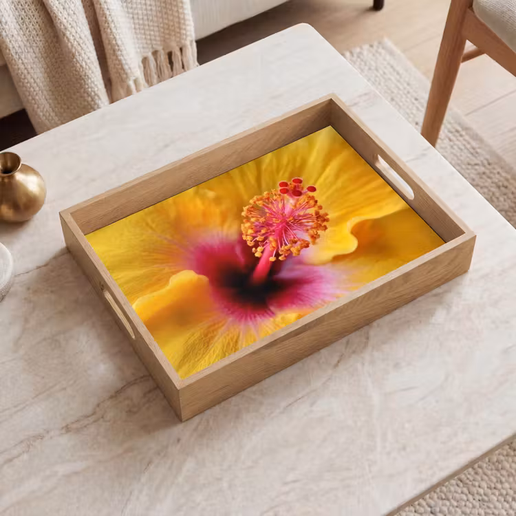 Geel - Hibiscus - Tropisch Dienblad Rechthoek middel -sfeer1