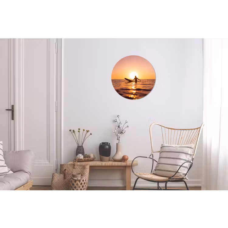Persoon - Surfen - Zonsondergang - Zee - Oranje Wandcirkel aluminium klein -woonkamer