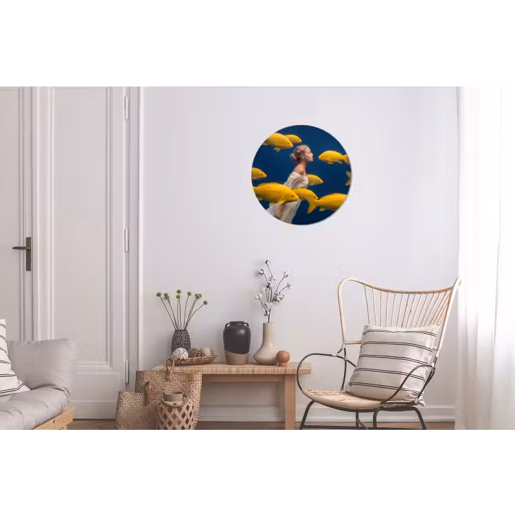 Vrouw - Vis - Water - Natuur - Geel Wandcirkel aluminium klein -woonkamer