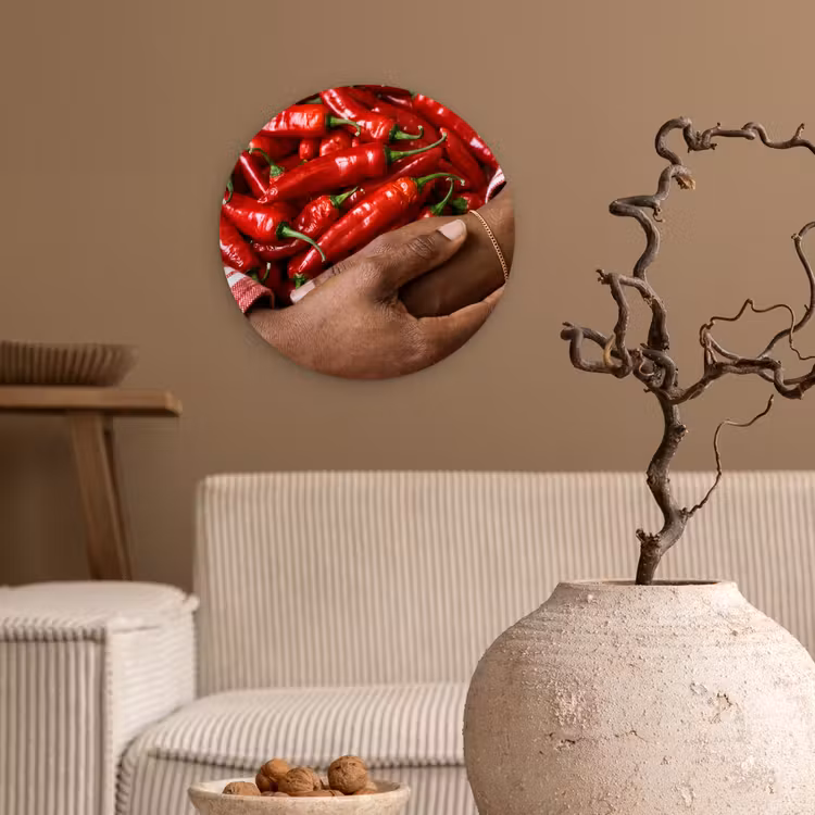 Wall circle - Glass - Chili Peppers - Red - Hands - Chilipepers - Rood - Handen Wandcirkel plexiglas klein
