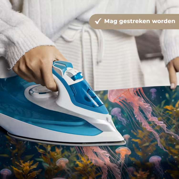 Kwal - Roze - Onderwater - Zeeleven - Dieren Wandkleed katoen klein -sfeer9