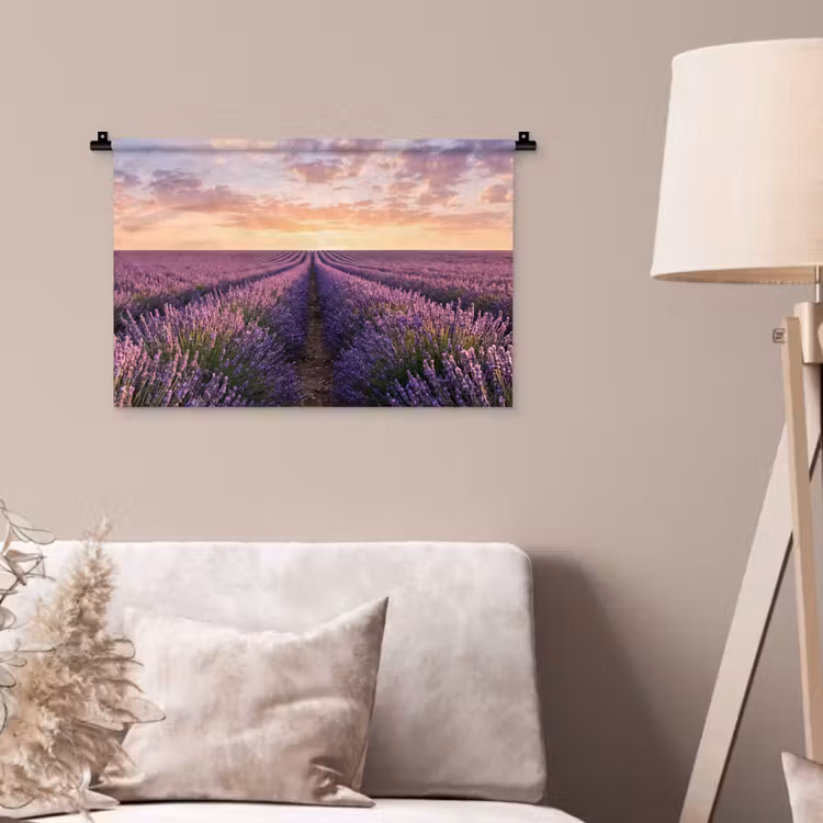 Landschap - Lavendelveld - Paars Wandkleed katoen klein -sfeer4