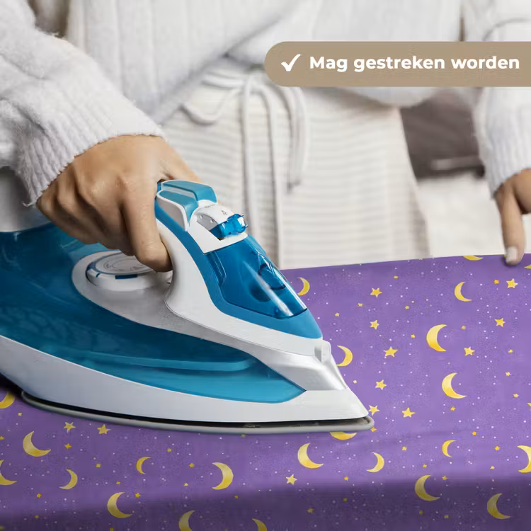 Manen - Sterren - Paars Wandkleed katoen klein 269 -sfeer9
