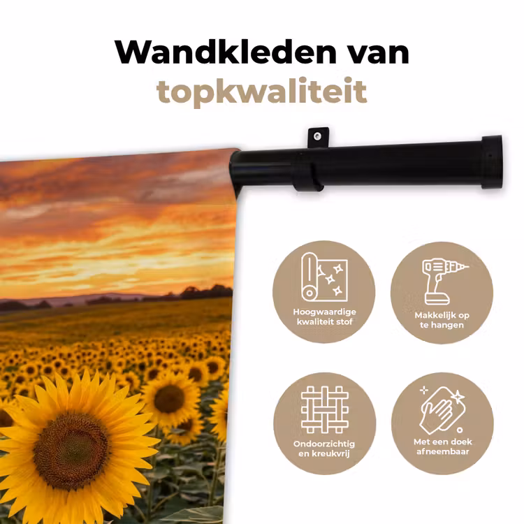 Zonnebloemen - Heuvellandschap - Geel Wandkleed katoen klein -sfeer2