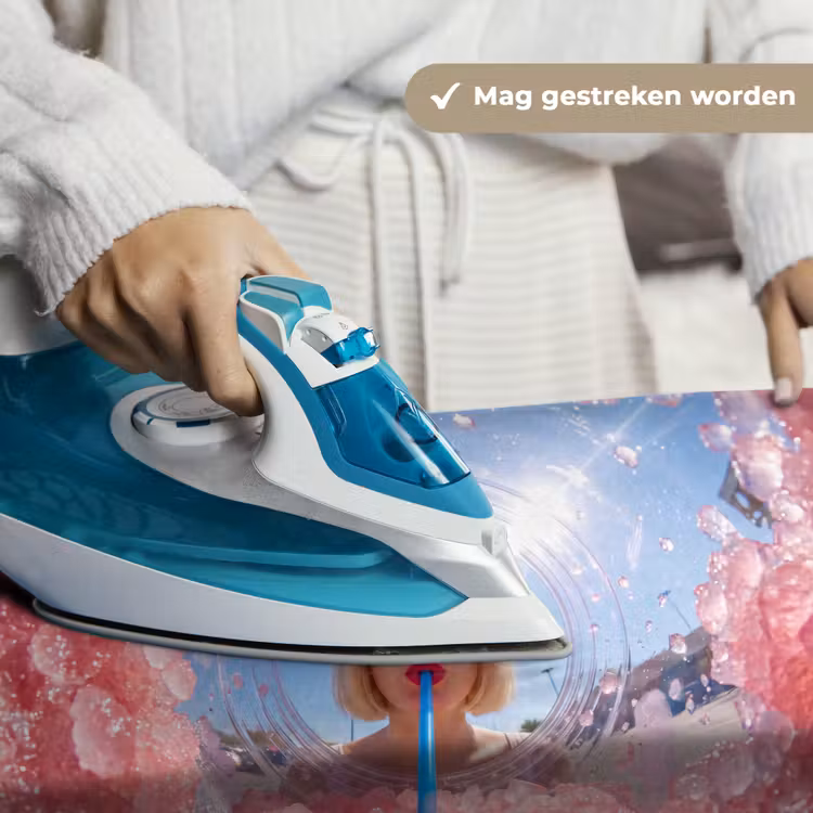 Vrouw - Drank - Zomer - Roze - Blauw Wandkleed katoen klein -sfeer9