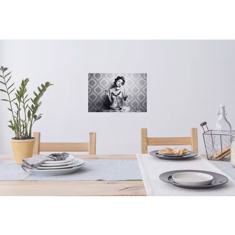 Chic - Vrouw - Zwart - Wit Muursticker klein -eettafel