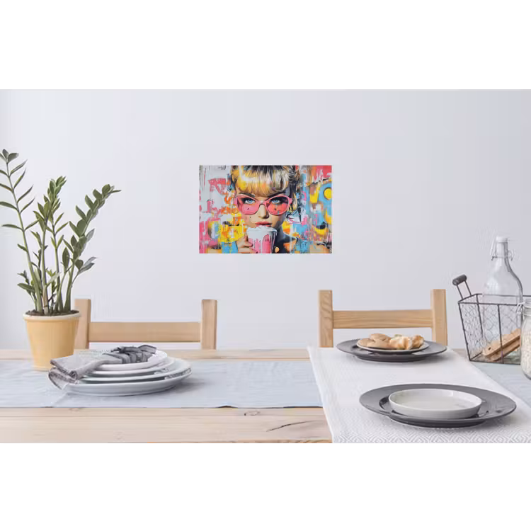 Expressief - Milkshake - Vrouw - Felle kleuren Muursticker klein -eettafel