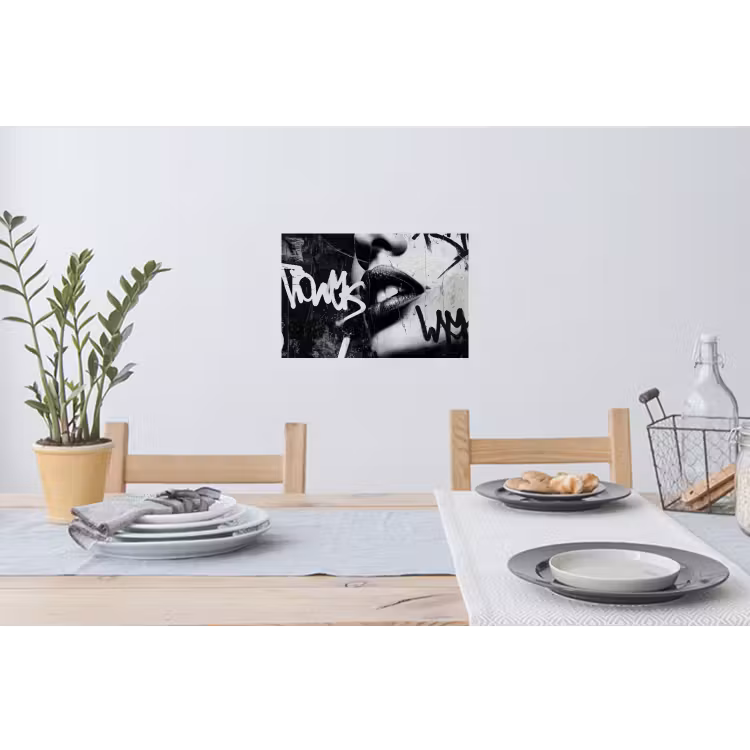 Gezicht - Mond - Graffiti - Zwart Muursticker klein -eettafel