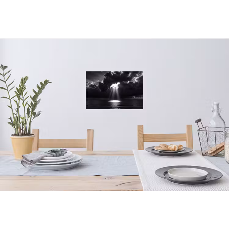 Licht - Wolken - Zee - Zwart-wit - Natuur Muursticker klein -eettafel