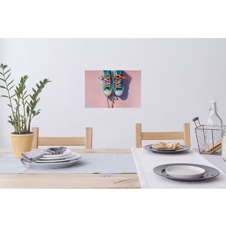 Sneakers - Veters - Kleurrijk - Schaduw Muursticker klein -eettafel