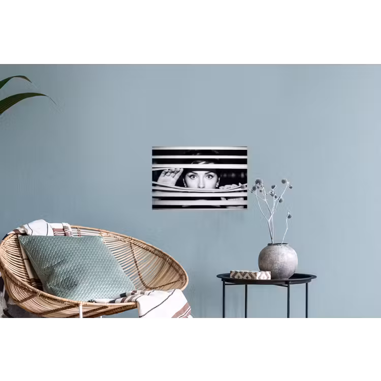 Vrouw - Jaloezieën - Portret - Zwart-wit Muursticker klein -plant