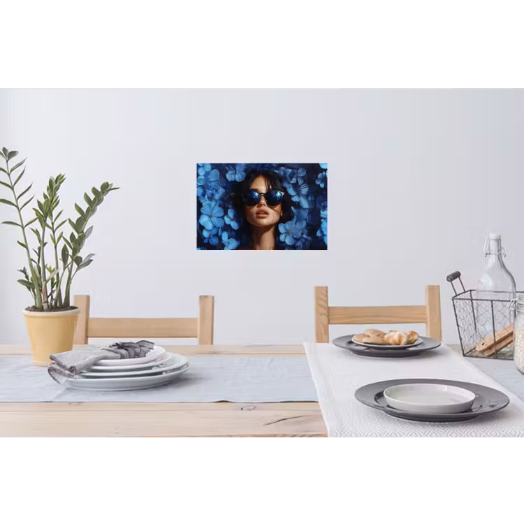 Vrouw - Blauw - Bloemen - Vlinders - Natuur Muursticker klein -eettafel