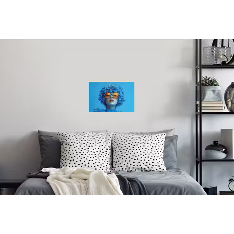 Vrouw - Bloem - Blauw - Modern - Bril - Portret Muursticker klein -slaapkamer