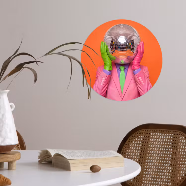 Kunst - Disco bal - Kleurrijk - Modern - Studio Wandcirkel behangsticker klein -sfeer3