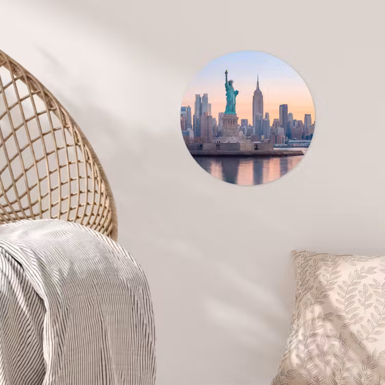 Vrijheidsbeeld - New York - Zonsopgang - Stad - Architectuur Wandcirkel behangsticker klein -sfeer4