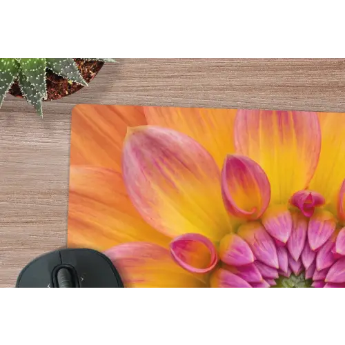 Dahlia - Bloem - Oranje muismat rubber klein -closeup