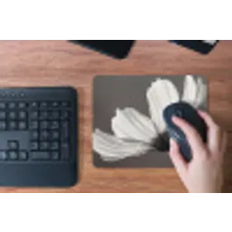 Bloem - Minimalistisch - Zwart - Wit muismat rubber klein -toetsenbord