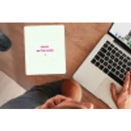 Focus - Beige - Roze - Smiley muismat rubber klein -laptop