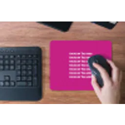 Focus on the good - Roze - wit muismat rubber klein -toetsenbord