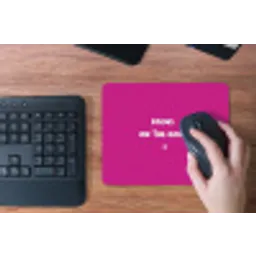 Focus - Smiley - Roze muismat rubber klein -toetsenbord