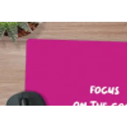 Focus - Smiley - Roze muismat rubber klein -closeup