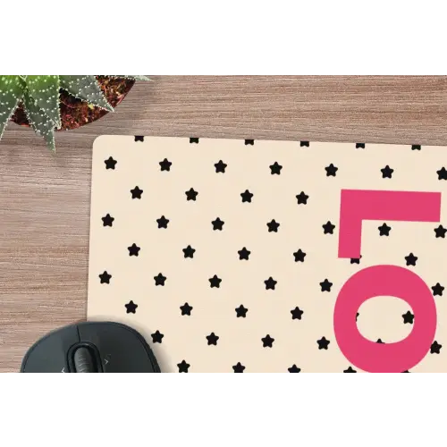 Love - Stippen - Roze muismat rubber klein -closeup