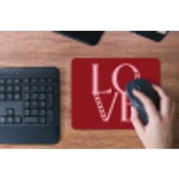 Love - Rood - Hatjes muismat rubber klein -toetsenbord