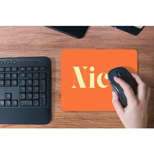 Oranje - Gebroken wit - Nice muismat rubber klein -toetsenbord