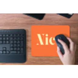 Oranje - Gebroken wit - Nice muismat rubber klein -toetsenbord