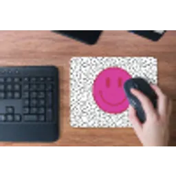 Smiley - Roze - Stippen muismat rubber klein -toetsenbord