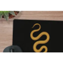 Slang - Minimalistisch - Goud muismat rubber klein -closeup