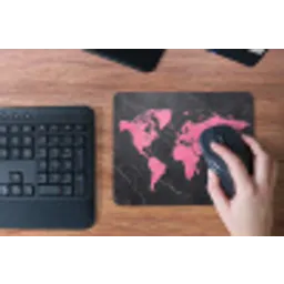 Wereldkaart - Roze - Marmer muismat rubber klein -toetsenbord
