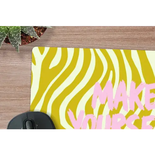 Zebraprint - Priority - Roze muismat rubber klein -closeup