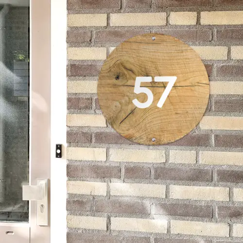 naambordje-hout-sfeerbeeld-2.png