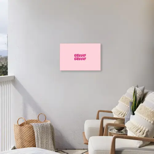 Bisou - Roze - Schaduw Tuinposter op houten frame 2 cm dik klein -sfeer1