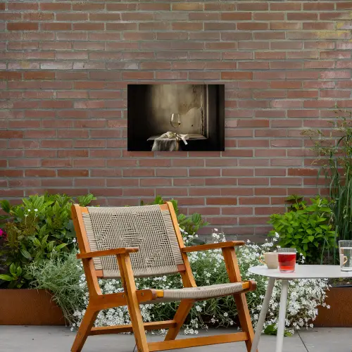 Strik - Beige - Witte - Wijn Tuinposter op houten frame 2 cm dik klein -sfeer3
