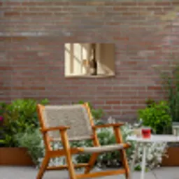 Champagne - Beige - Schaduw - Bubbels Tuinposter op houten frame 2 cm dik klein -sfeer3