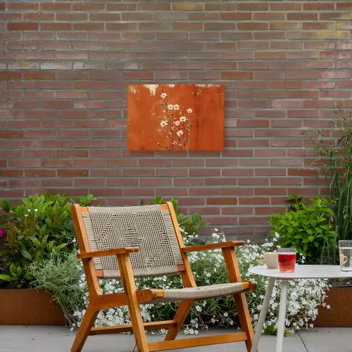 Bloemen - Wit - Subtiel - Roestkleur Tuinposter op houten frame 2 cm dik klein -sfeer3