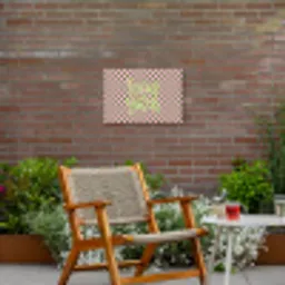 Focus - Vakken - Roze Tuinposter op houten frame 2 cm dik klein -sfeer3