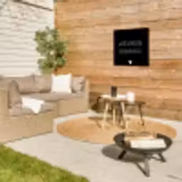 Grote avonturen beginnen klein - Spreuken - Quotes Tuinposter op houten frame 2 cm dik klein -sfeer2