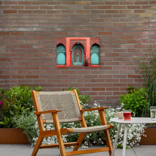Lantaarn - Deur - Turquoise Tuinposter op houten frame 2 cm dik klein -sfeer3