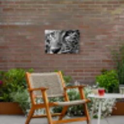 Luipaard - Zwart - Wit - Oog Tuinposter op houten frame 2 cm dik klein -sfeer3