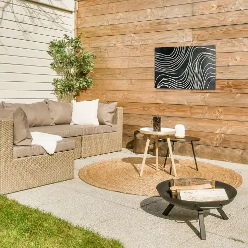Lijnen - Patroon - Abstract - Wit Tuinposter op houten frame 2 cm dik klein -sfeer2